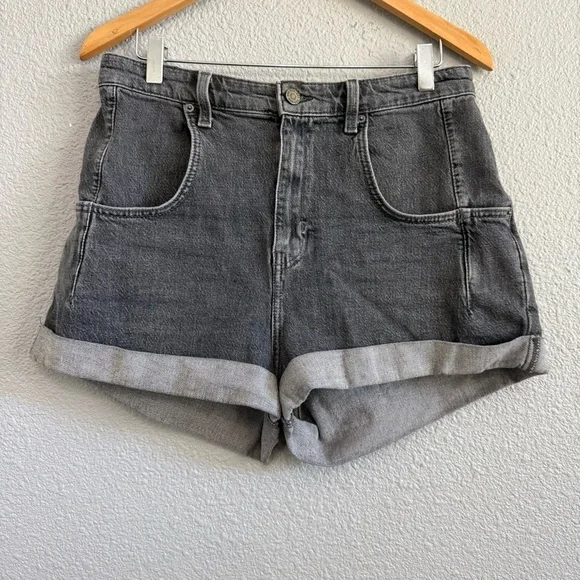 BDG Carrie Denim Shorts Size 30 - Picture 3 of 6